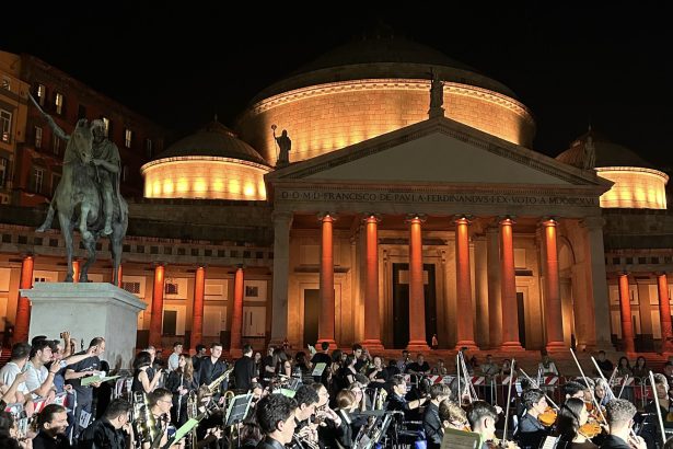 Illuminazione Piazza Plebiscito